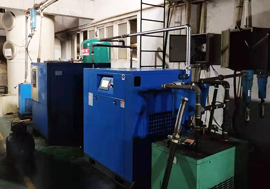 Medidas de garantía para reducir el contenido de agua en compresores de aire de tornillo